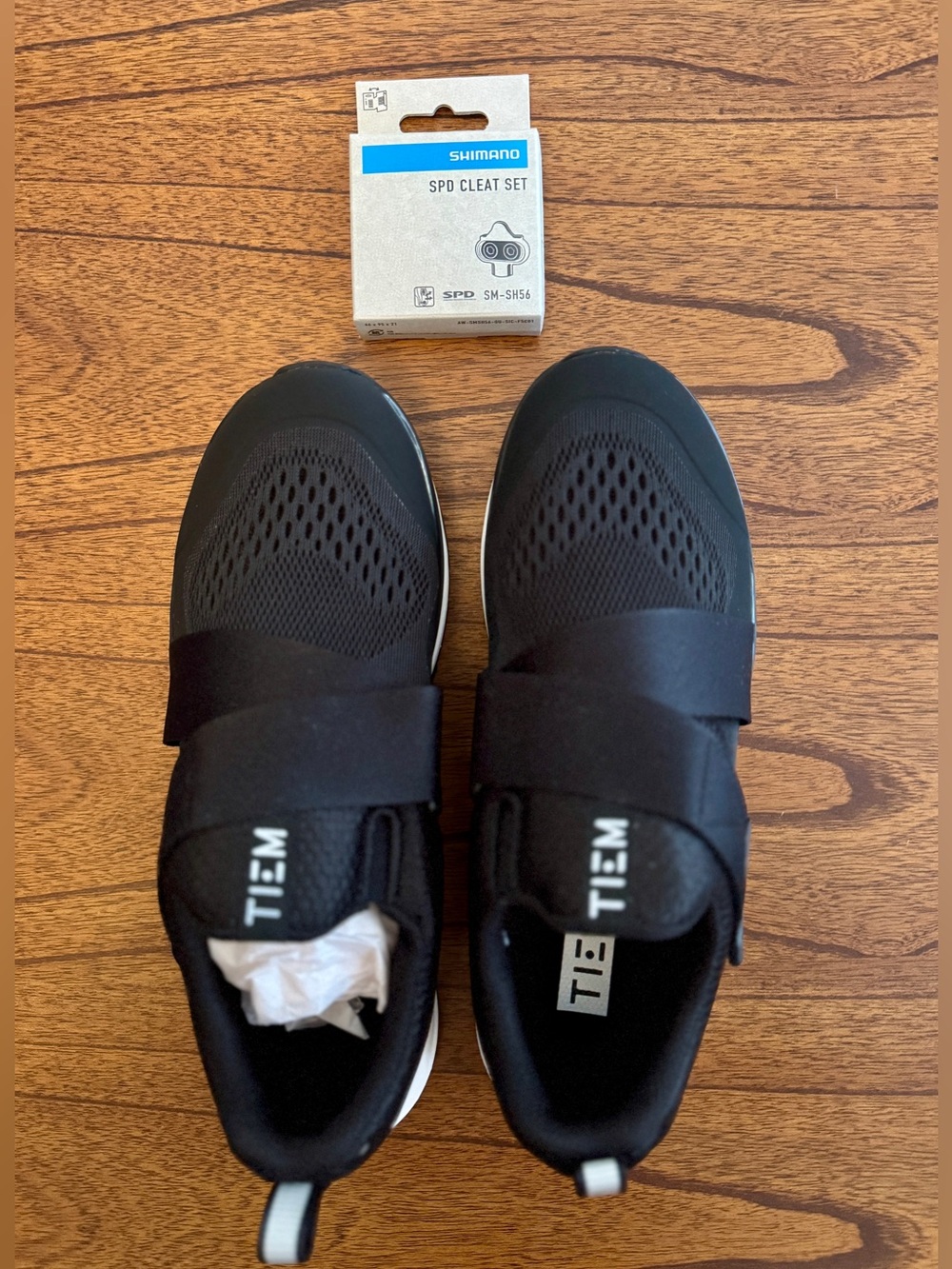 TIEM Slipstream Women's Indoor Cycling Shoes + SPD Cleat Set